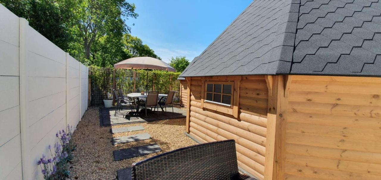 Willa Finse Kota - Tiny House Oostkapelle Zewnętrze zdjęcie